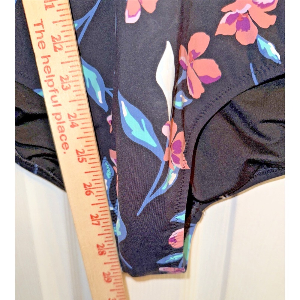 Lands' End Floral One Piece Swimsuit Size 20W‎ Plus Size V-Neck Tummy Control - Picture 6 of 12